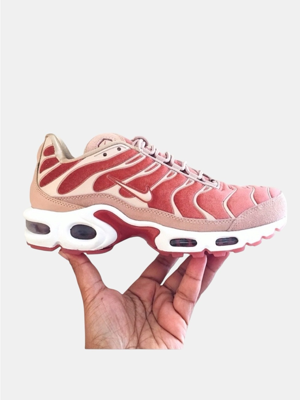 Nike Air Max Plus Lux Dusty Peach Women’s Sneakers